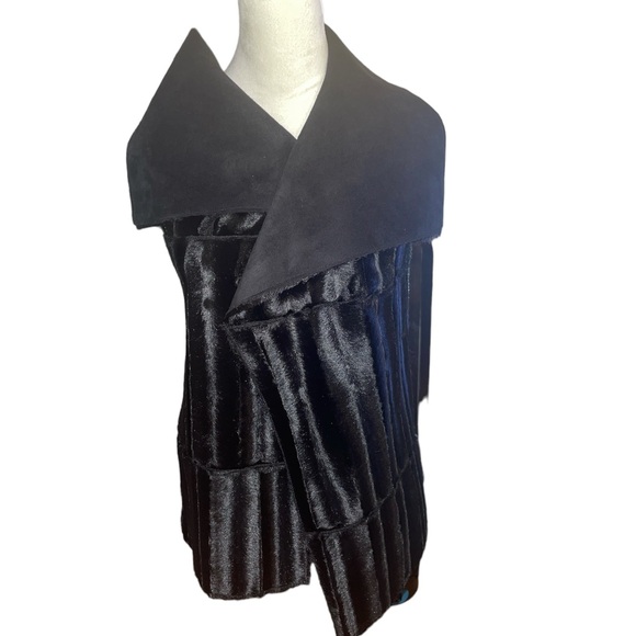 Black Label By Chico's Reversible Faux Fur Vest Womens 00 XS Open Front - Picture 9 of 11